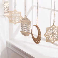 pendentif en bois lune, lantern, étoile Aid Eid moubarak - image lifestyle par mubarak decoration
